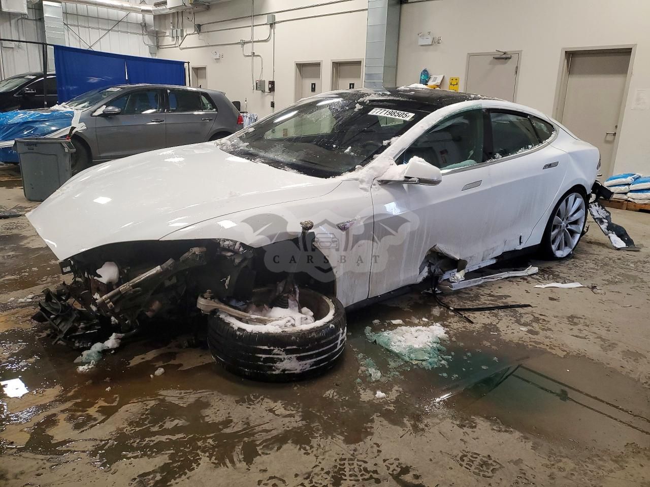 Tesla Model S 2015