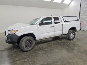 Toyota Tacoma 2.7L 4 2021