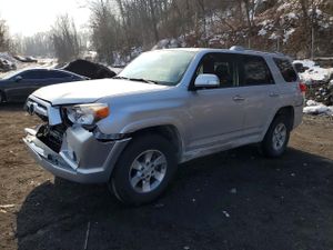 Toyota 4Runner SR5 4.0L 6 2013
