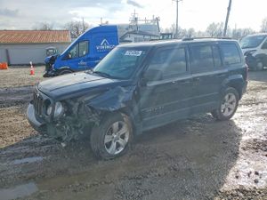 Jeep Patriot LATITUDE 2.4L 4 2013