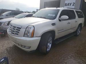 Cadillac Escalade ESV PREMIUM 6.2L 8 2011