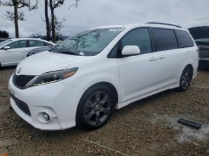 Toyota Sienna SPORT 3.5L 6 2015