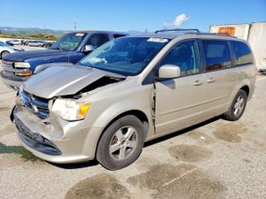Dodge Grand Caravan (Caravan) SXT 3.6L 6 2013