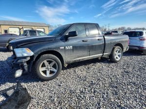 RAM 1500 ST 5.7L 8 2014