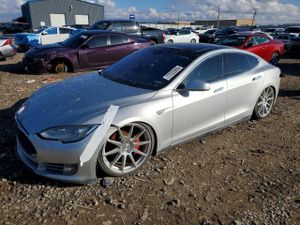 Tesla Model S 2013
