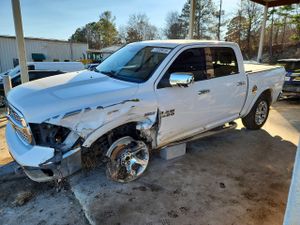 RAM 1500 LARAMIE 5.7L 8 2014