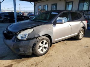 Nissan Rogue S 2.5L 4 2013