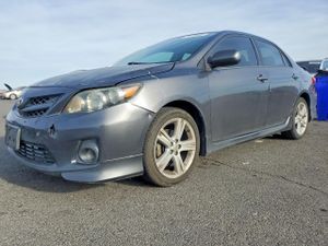 Toyota Corolla 1.8L 4 2013