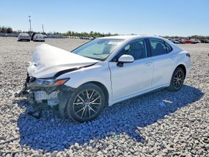 Toyota Camry 2.5L 4 2021