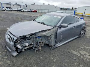 Infiniti G37 3.7L 6 2011