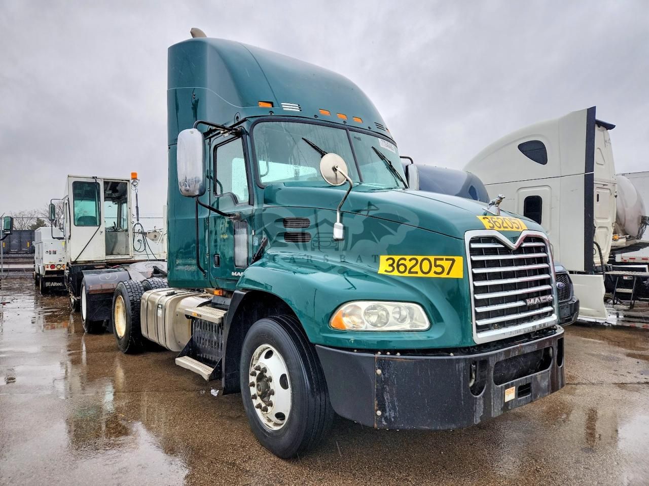 Mack 600 10.8L 6 2017
