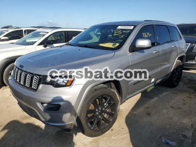 Jeep Grand Cherokee LAREDO 3.6L  6 2020