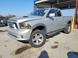 RAM 1500 SPORT 5.7L 8 2015