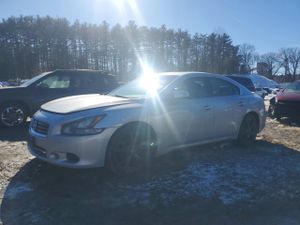Nissan Maxima S 3.5L 6 2014