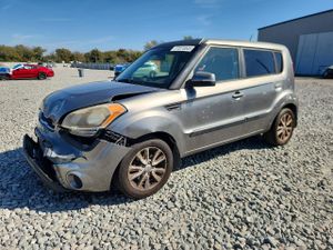 Kia Soul + 2.0L 4 2012