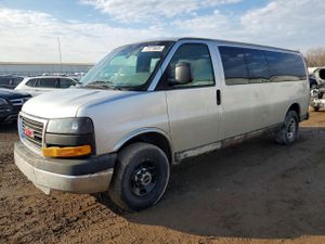 GMC Savana G3500 LT 6.0L 8 2010