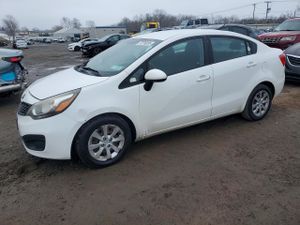 Kia Rio LX 1.6L 4 2013