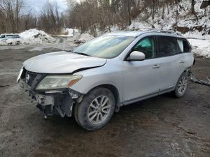 Nissan Pathfinder S 3.5L 6 2014