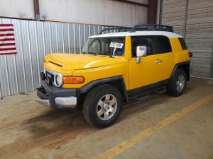 Toyota FJ Cruiser 4.0L 6 2010