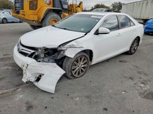 Toyota Camry BASE 2.5L 4 2012