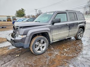 Jeep Patriot LATITUDE 2.4L 4 2015