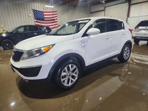 Kia Sportage LX 2.4L 4 2015