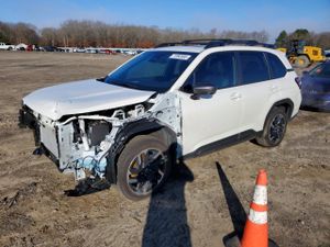 Subaru Forester LIMITED 2.5L 4 2025