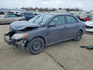Toyota Corolla BASE 1.8L 4 2012