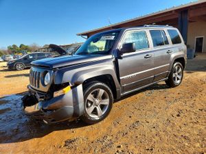 Jeep Patriot LATITUDE 2.0L 4 2015