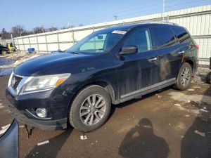 Nissan Pathfinder S 3.5L 6 2013