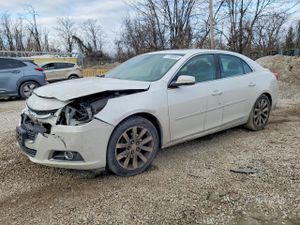 Chevrolet Malibu 2LT 2.5L 4 2015