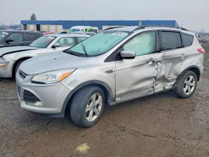 Ford Escape SE 2.0L 4 2014