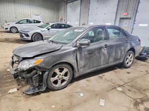Toyota Corolla BASE 1.8L 4 2013
