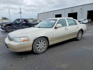 Lincoln Town Car SIGNATURE LIMITED 4.6L 8 2005