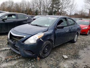 Nissan Versa S 1.6L 4 2015