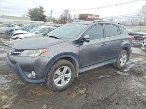 Toyota Rav4 XLE 2.5L 4 2014