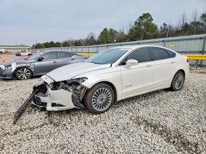 Ford Fusion TITANIUM HEV 2.0L 4 2013