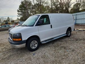 GMC Savana G2500 4.8L 8 2015