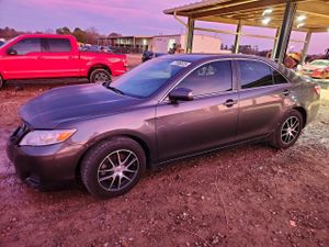 Toyota Camry BASE 2.5L 4 2010