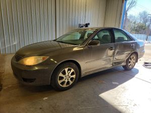 Toyota Camry LE 3.0L 6 2005