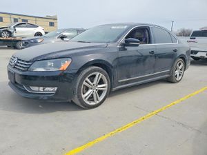 Volkswagen Passat SEL 3.6L 6 2013