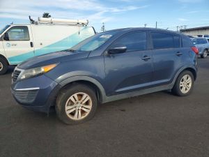Kia Sportage LX 2.4L 4 2011