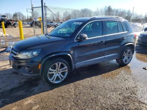 Volkswagen Tiguan S 2.0L 4 2012
