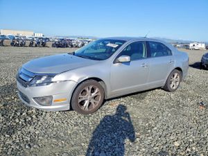 Ford Fusion SE 2.5L 4 2012