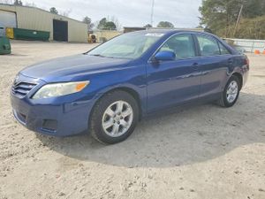 Toyota Camry BASE 2.5L 4 2010