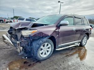 Toyota Highlander BASE 3.5L 6 2013
