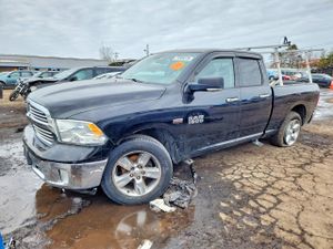 RAM 1500 SLT 5.7L 8 2013