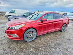 Hyundai Sonata SE 2.4L 4 2015