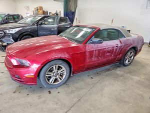 Ford Mustang 3.7L 6 2014