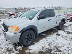 Nissan Titan XE 5.6L 8 2010